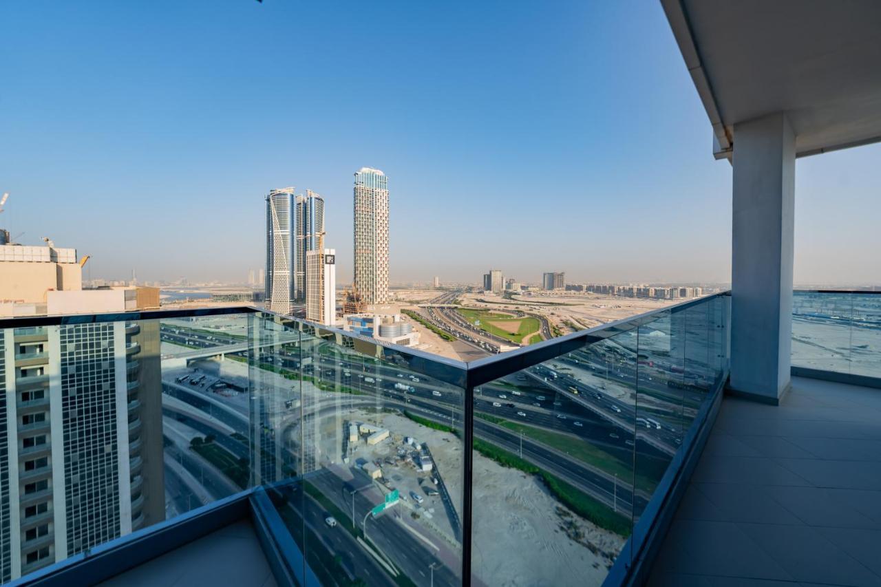 Kasco Homes Waves Tower Business Bay Dubai Exterior foto