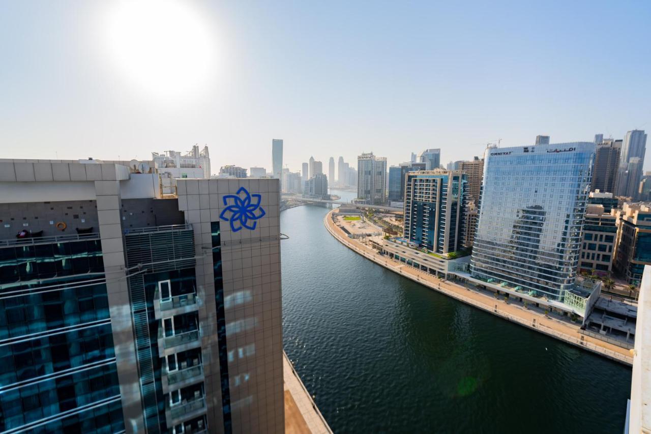 Kasco Homes Waves Tower Business Bay Dubai Exterior foto