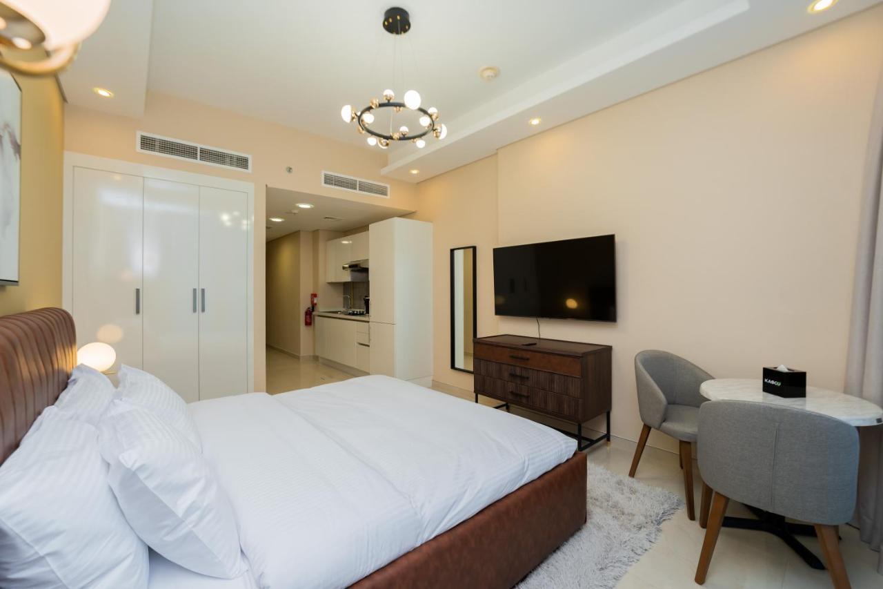 Kasco Homes Waves Tower Business Bay Dubai Exterior foto