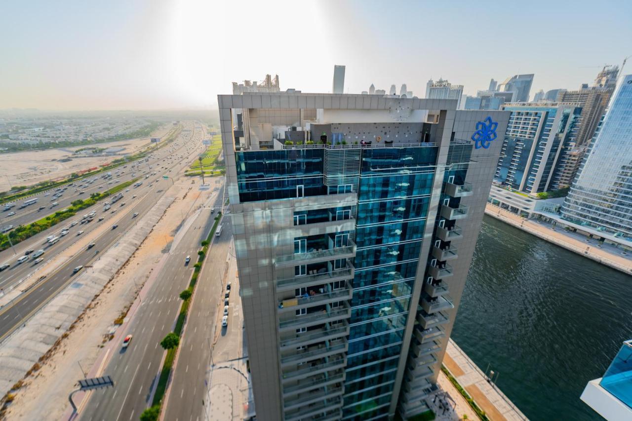 Kasco Homes Waves Tower Business Bay Dubai Exterior foto